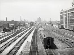 Westbound passenger train at Halsted Street station, Chicago, May 1948